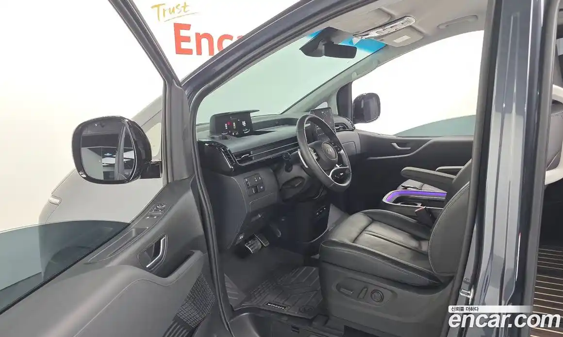 Hyundai Staria 2024 3.5 Автомат в Москве № 926623, фото 11