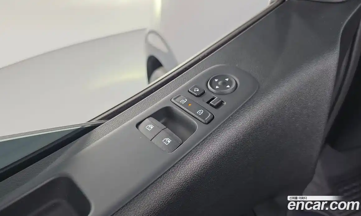 Hyundai Staria 2024 3.5 Автомат в Москве № 926623, фото 12