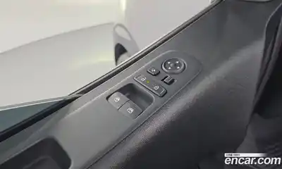 Hyundai Staria 2024 3.5 Автомат в Москве № 926623, миниатюра 12