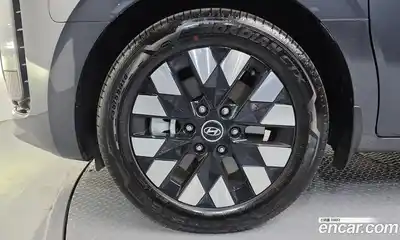 Hyundai Staria 2024 3.5 Автомат в Москве № 926623, миниатюра 5