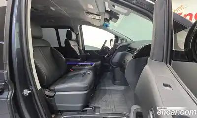 Hyundai Staria 2024 3.5 Автомат в Москве № 926623, миниатюра 10