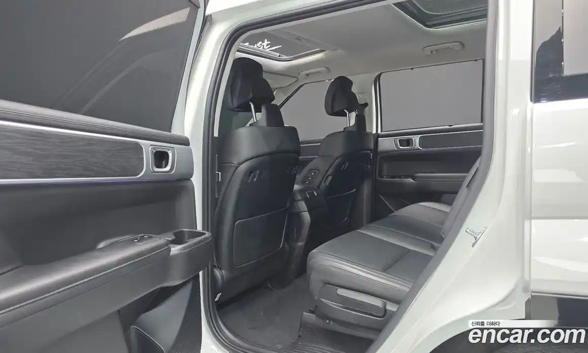 Hyundai Santa Fe 2024 1.6 гидро в Москве № 926763, фото 17