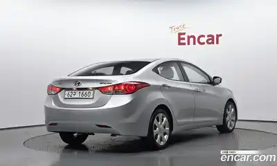 Hyundai Avante, 2010