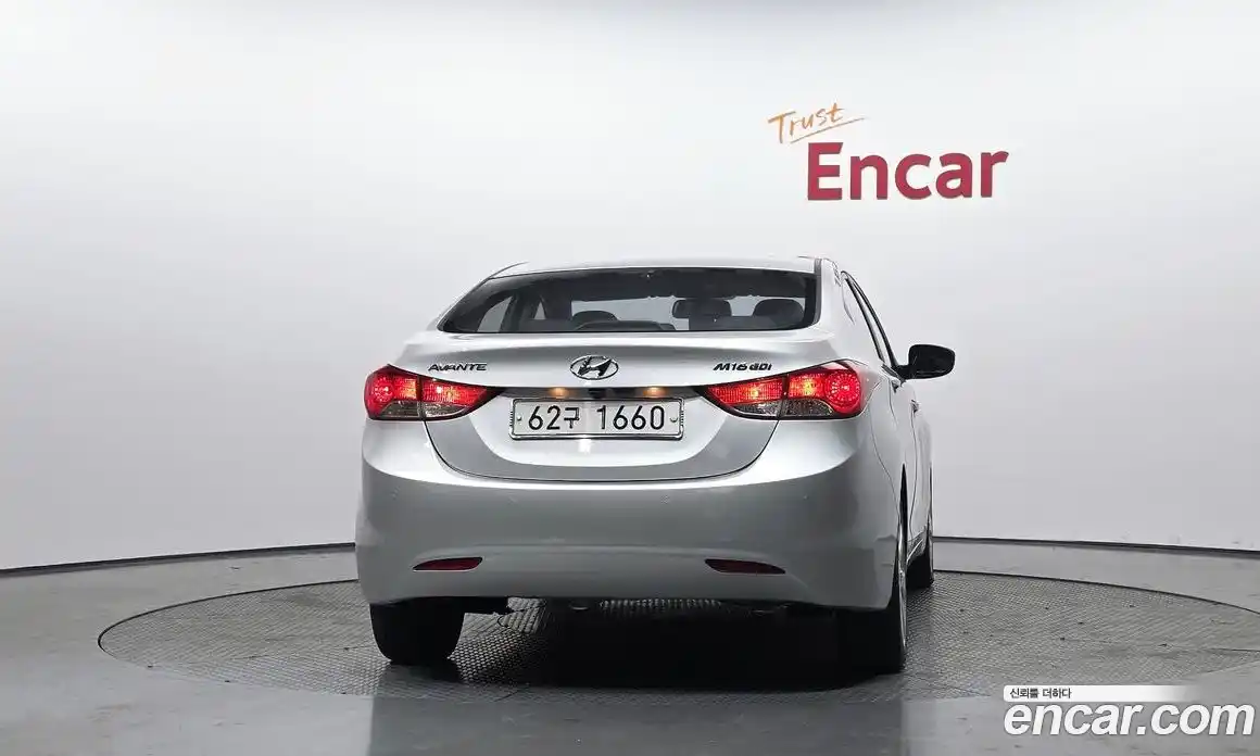 Hyundai Avante 2010 1.6 гидро в Москве № 926764, фото 3