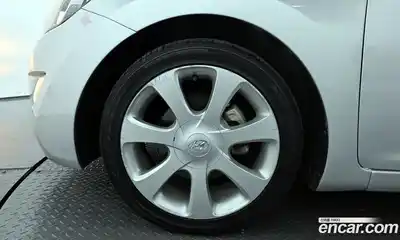Hyundai Avante 2010 1.6 гидро в Москве № 926764, миниатюра 4