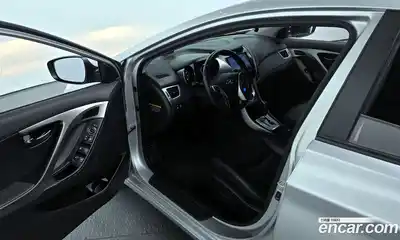 Hyundai Avante 2010 1.6 гидро в Москве № 926764, миниатюра 10