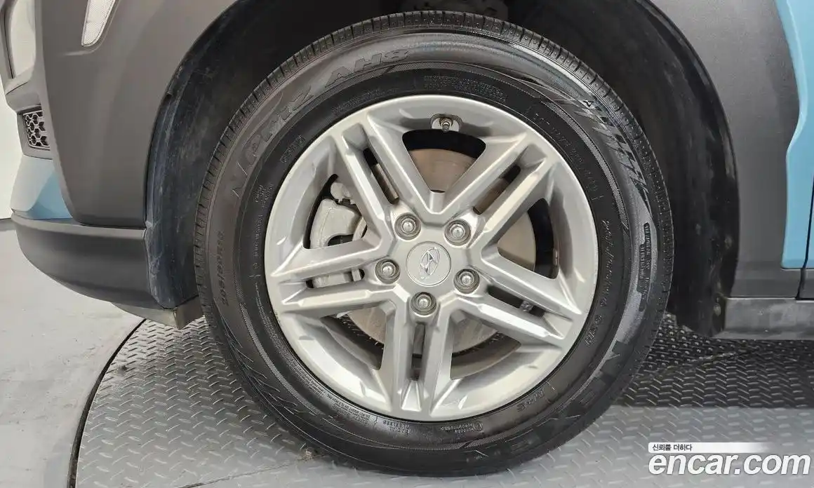 Hyundai Kona 2019 1.6 гидро в Москве № 926877, фото 5