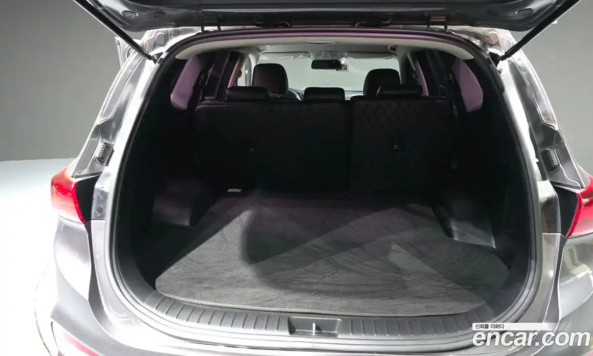 Hyundai Santa Fe 2019 2.0 гидро в Москве № 926939, фото 20