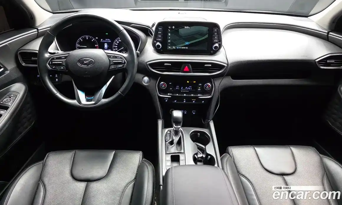 Hyundai Santa Fe 2019 2.0 гидро в Москве № 926939, фото 7