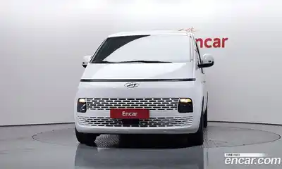 Hyundai Staria 2023 2.2 Автомат в Москве № 927193, миниатюра 3