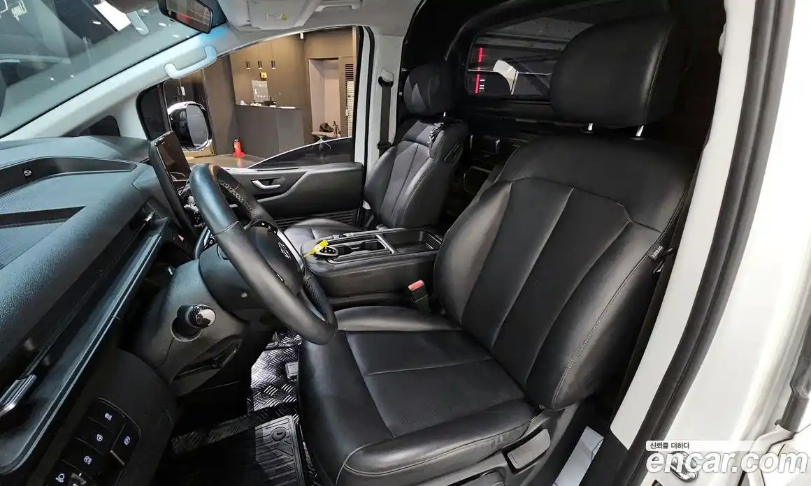 Hyundai Staria 2023 2.2 Автомат в Москве № 927193, фото 7