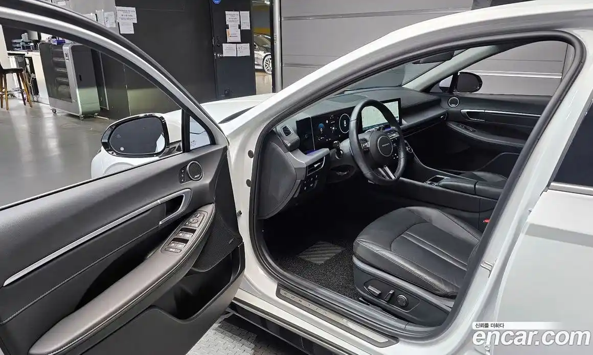 Hyundai Sonata 2023 1.6 гидро в Москве № 927211, фото 10