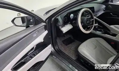 Hyundai Avante 2022 1.6 Автомат в Москве № 927524, миниатюра 12