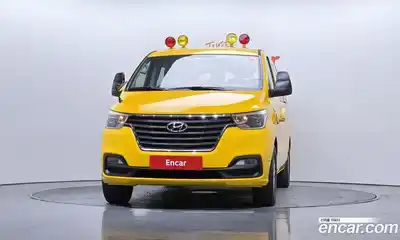 Hyundai Starex 2019 2.4 Автомат в Москве № 927555, миниатюра 3