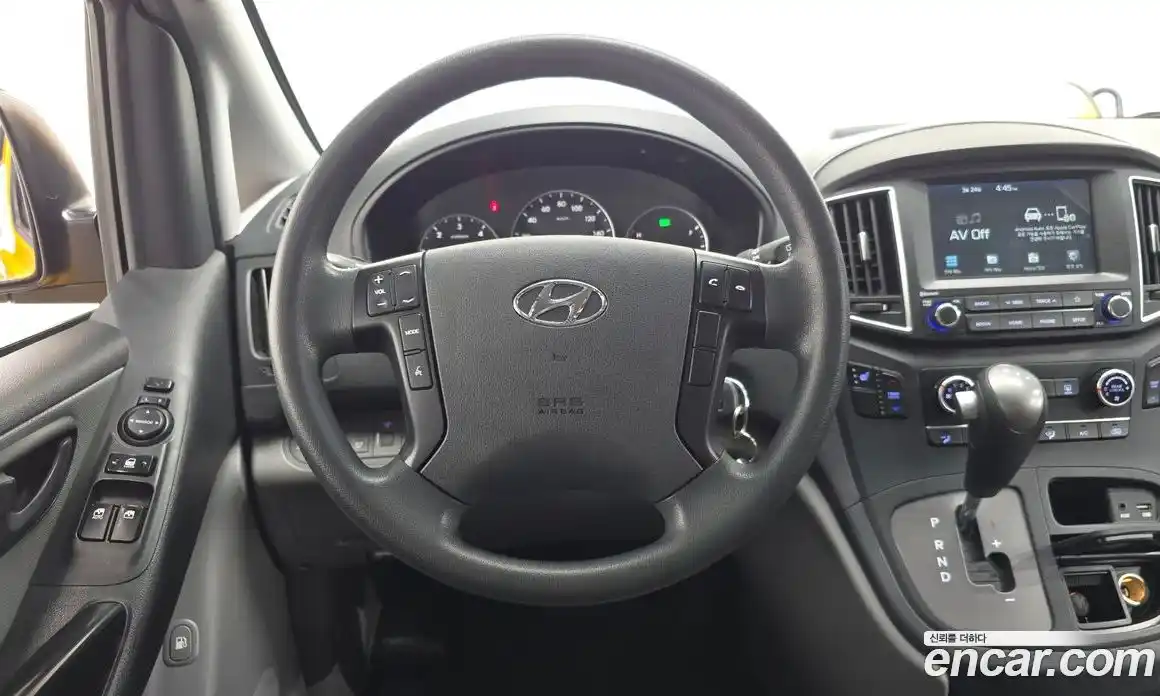 Hyundai Starex 2019 2.5 Автомат в Москве № 927633, фото 13