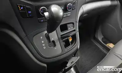 Hyundai Starex 2019 2.5 Автомат в Москве № 927633, миниатюра 9