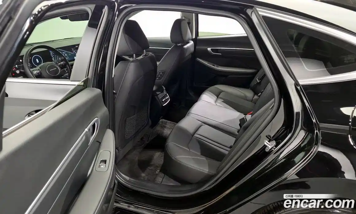 Hyundai Sonata 2024 2.0 Автомат в Москве № 927755, фото 11