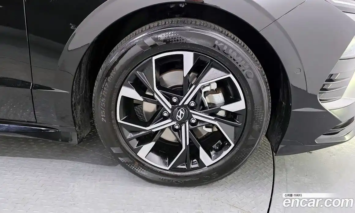 Hyundai Sonata 2024 2.0 Автомат в Москве № 927755, фото 5