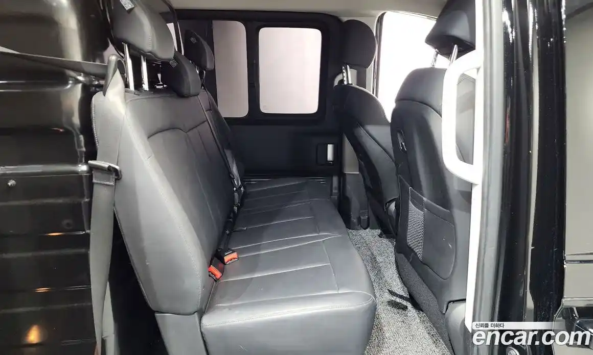 Hyundai Staria 2024 3.5 Автомат в Москве № 927794, фото 12