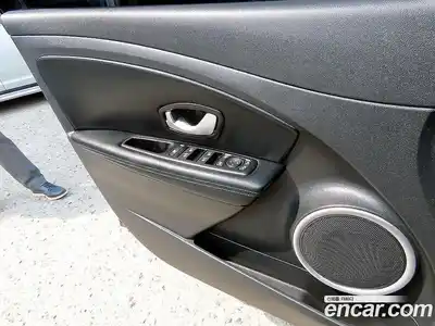 Renault SM3 2011 1.6 гидро в Москве № 927922, миниатюра 11