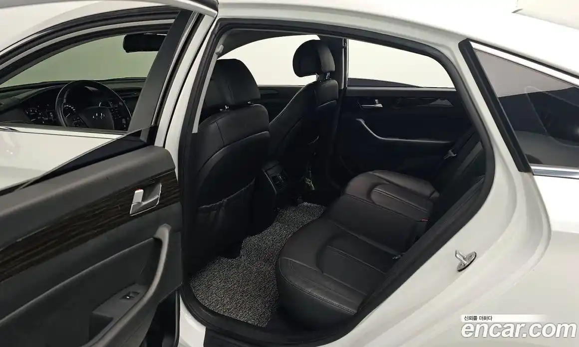 Hyundai Sonata 2014 2.0 гидро в Москве № 928055, фото 12