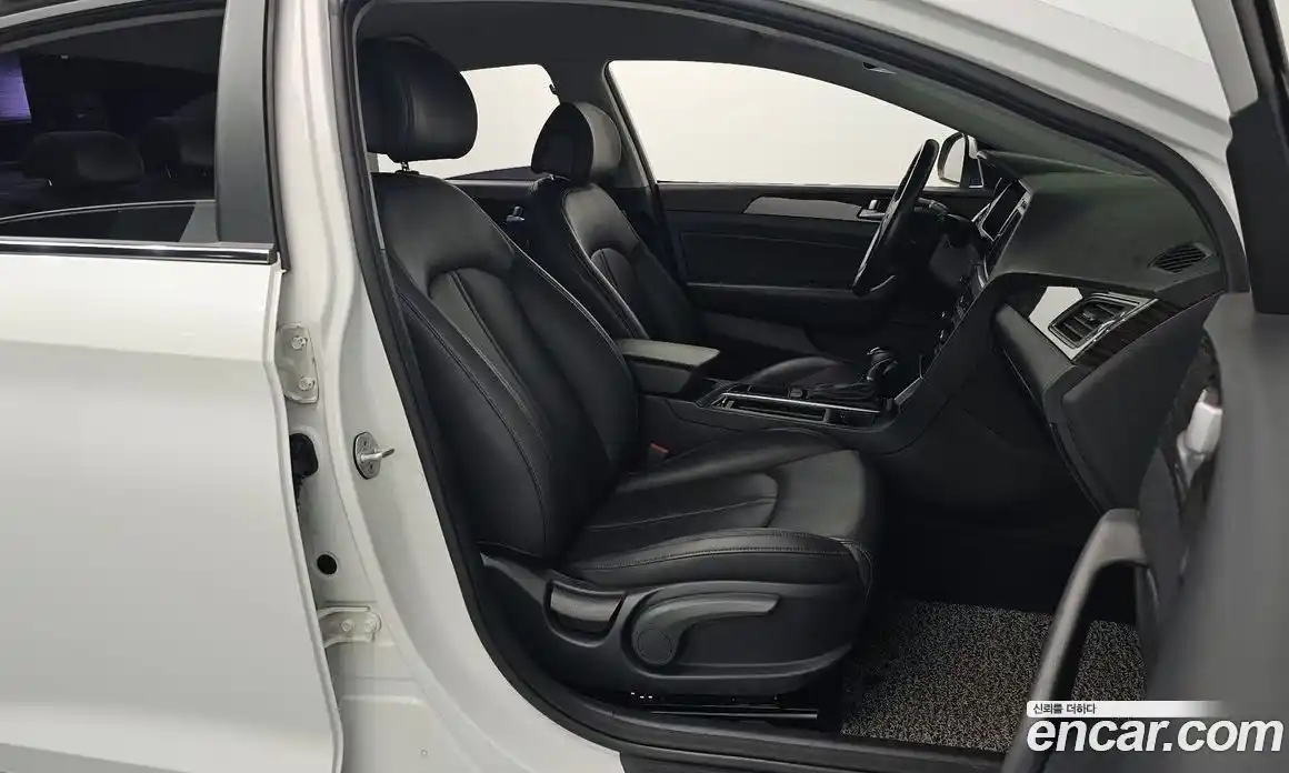 Hyundai Sonata 2014 2.0 гидро в Москве № 928055, фото 10