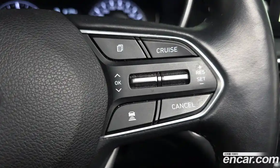 Hyundai Santa Fe 2018 2.0 гидро в Москве № 928064, фото 17