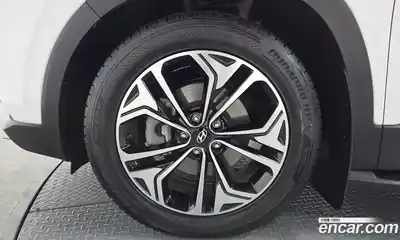 Hyundai Santa Fe 2018 2.0 гидро в Москве № 928064, миниатюра 4