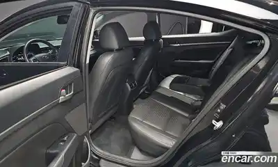 Hyundai Avante 2015 1.6 гидро в Москве № 928067, миниатюра 12