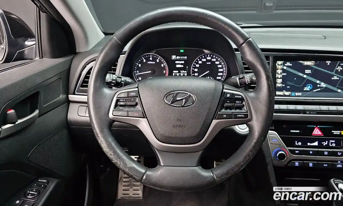 Hyundai Avante 2015 1.6 гидро в Москве № 928067, фото 13
