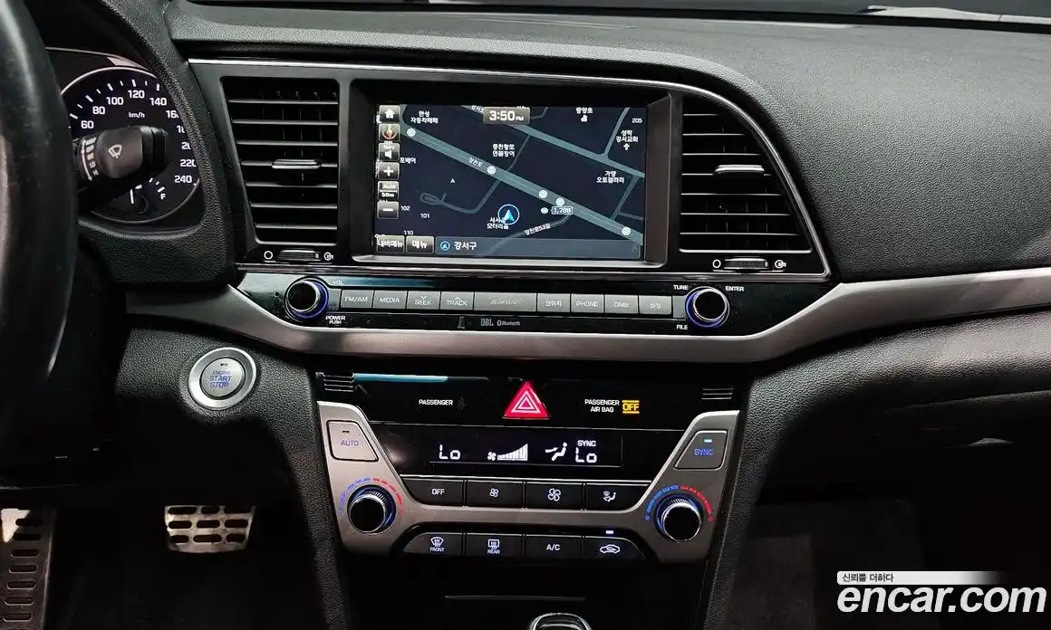 Hyundai Avante 2015 1.6 гидро в Москве № 928067, фото 14
