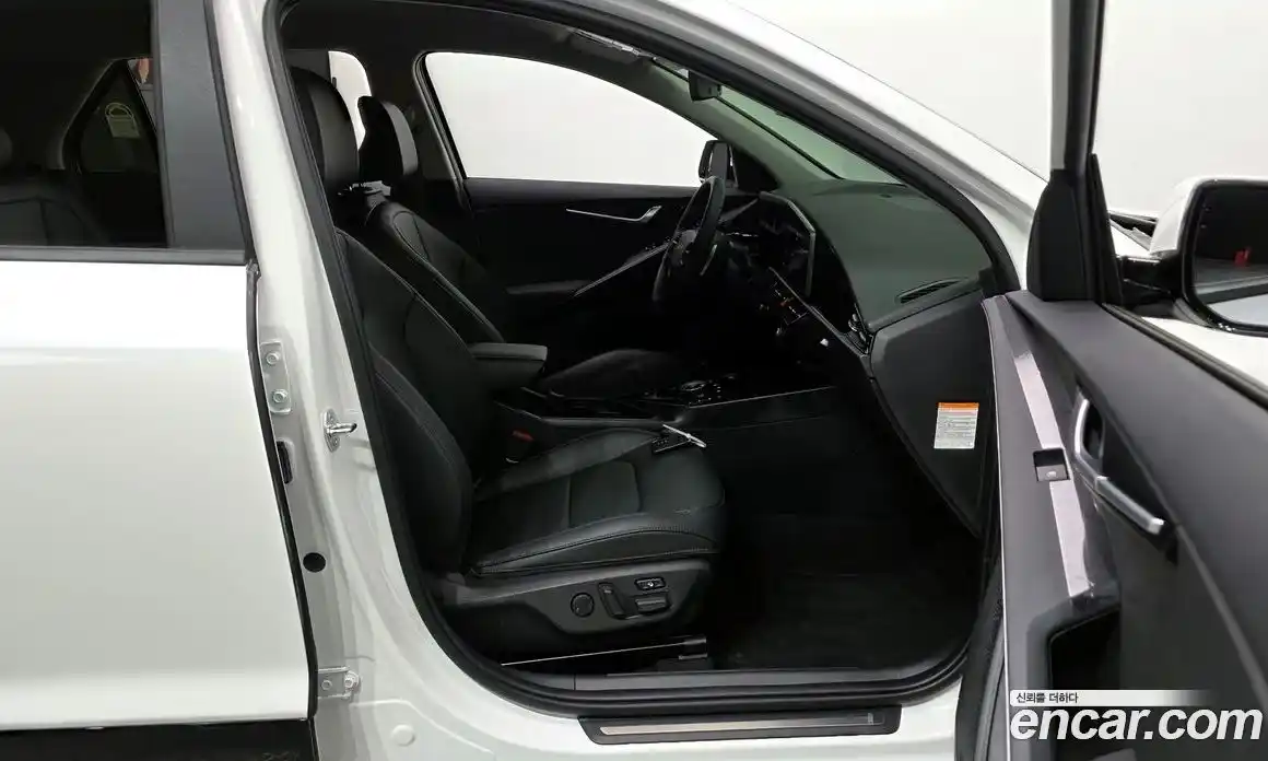 Kia Niro 2025 1.6 Автомат в Москве № 928363, фото 11