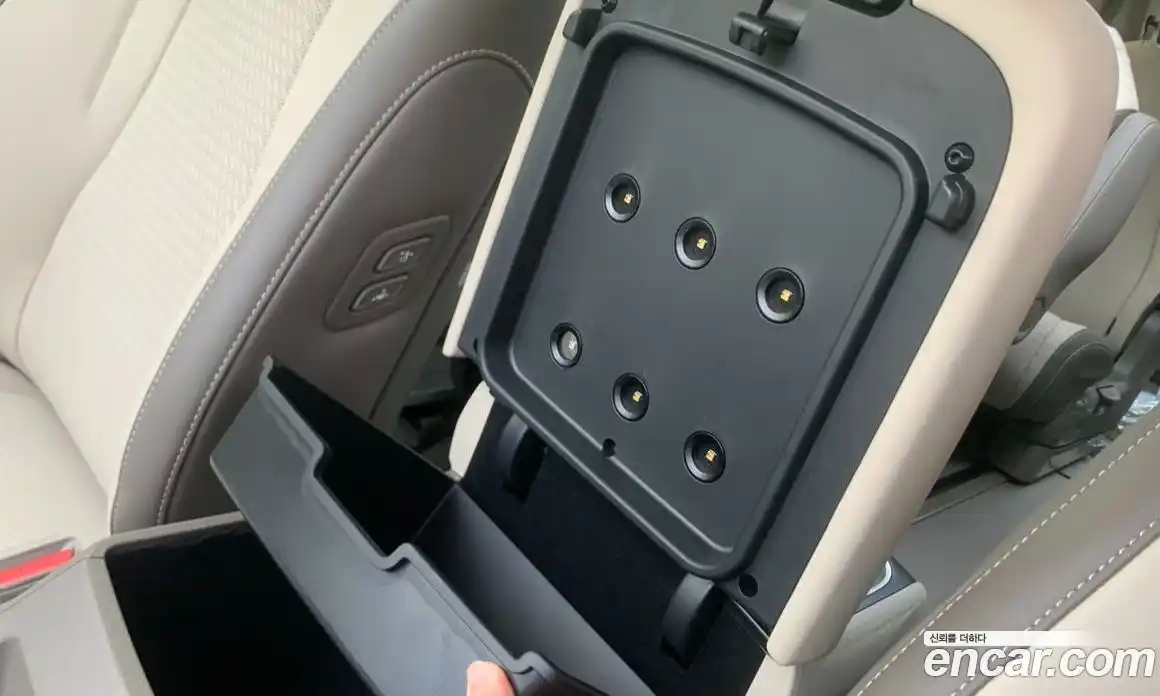 Kia Canival 2025 3.5 Автомат в Москве № 928414, фото 13