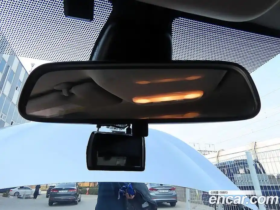 Renault SM3 2015 1.6 гидро в Москве № 928486, фото 14