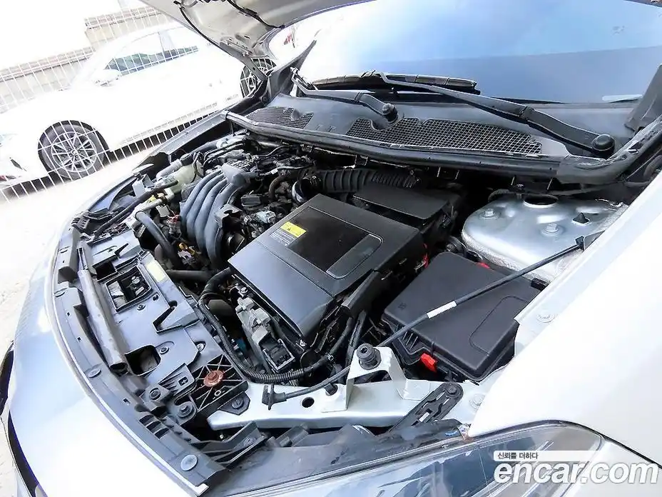 Renault SM3 2015 1.6 гидро в Москве № 928486, фото 18