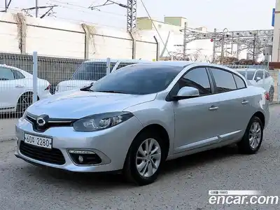 Renault SM3 2015 1.6 гидро в Москве № 928486, миниатюра 2