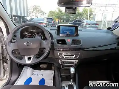 Renault SM3 2015 1.6 гидро в Москве № 928486, миниатюра 7