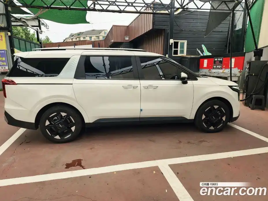 Kia Canival 2024 1.6 гидро в Москве № 928844, фото 20