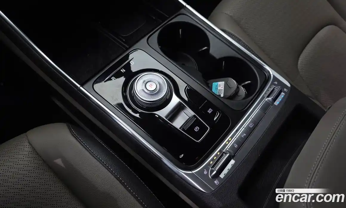 Kia Canival 2025 1.6 гидро в Москве № 928850, фото 9