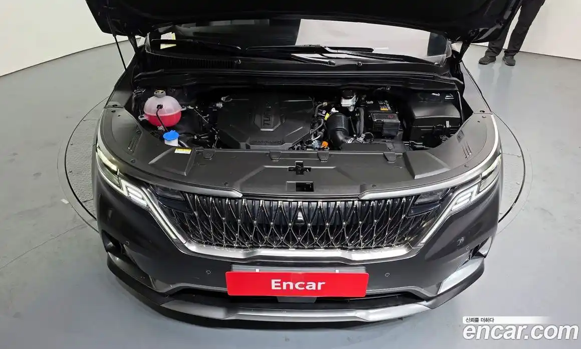 Kia Canival 2023 2.2 Автомат в Москве № 929105, фото 6