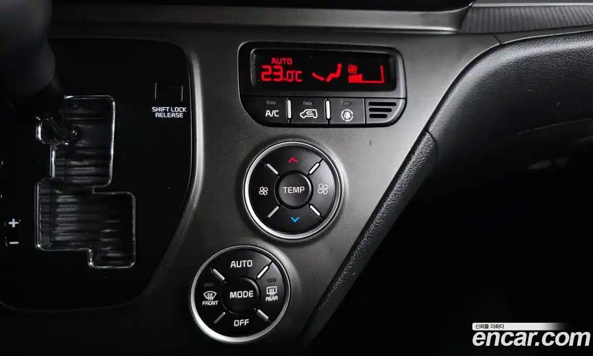 Kia Ray 2023 1.0 Автомат в Москве № 929176, фото 17