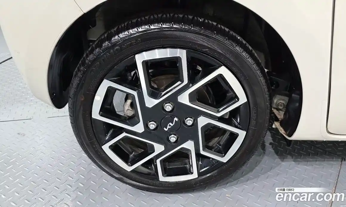 Kia Ray 2023 1.0 Автомат в Москве № 929176, фото 5