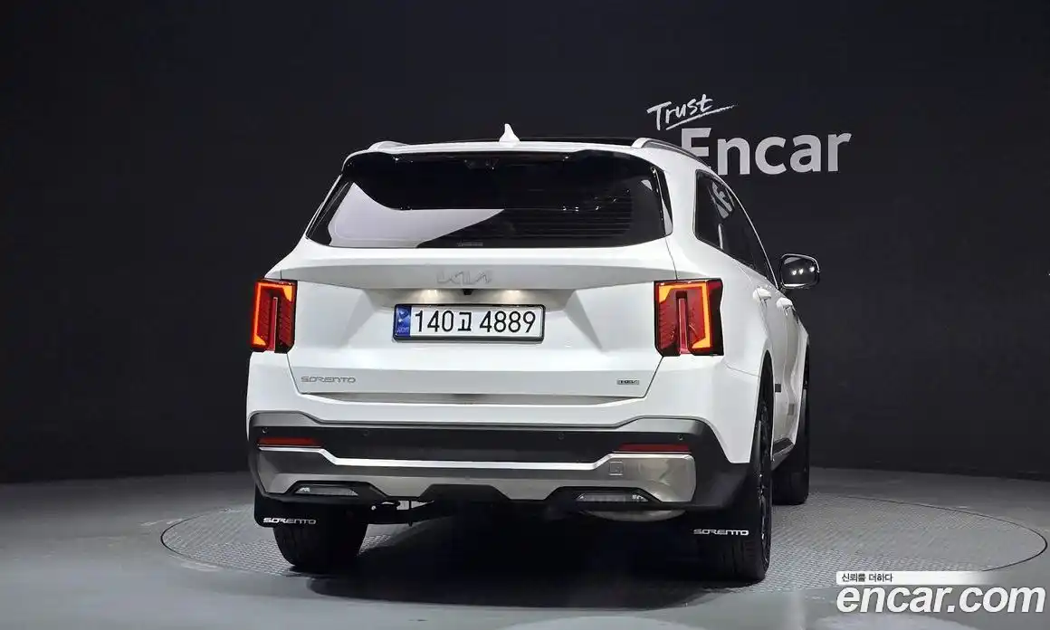 Kia Sorento 2023 1.6 гидро в Москве № 929235, фото 4