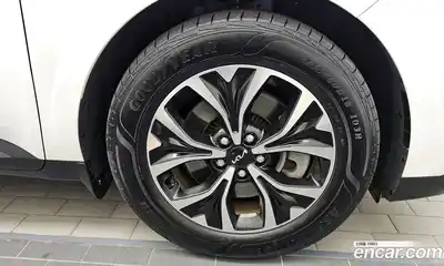 Kia Canival 2023 3.5 Автомат в Москве № 929252, миниатюра 4