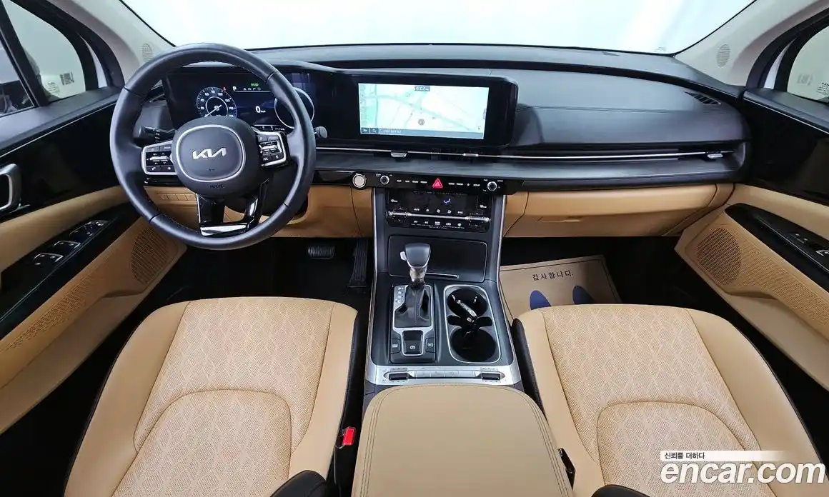 Kia Canival 2023 3.5 Автомат в Москве № 929252, фото 6