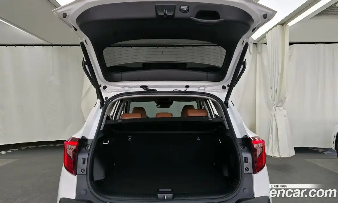 Kia Seltos 2022 1.6 Автомат в Москве № 929270, фото 20