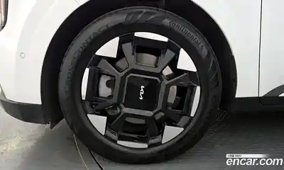 Kia Canival 2024 2.2 Автомат в Москве № 929414, миниатюра 5