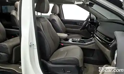 Kia Canival 2024 2.2 Автомат в Москве № 929414, миниатюра 10