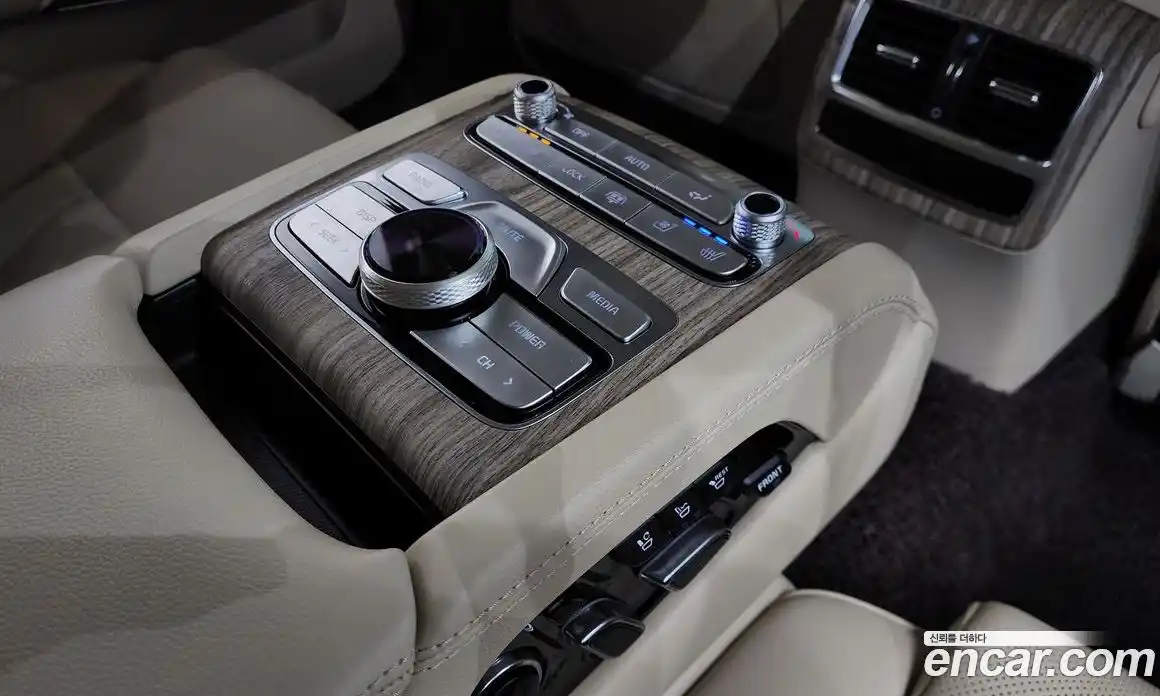 Kia K9 2023 3.8 Автомат в Москве № 929596, фото 19