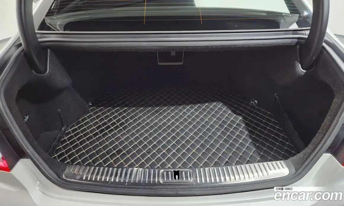 Kia K9 2023 3.8 Автомат в Москве № 929596, фото 20